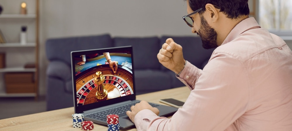 실시간으로 경기를 보며 베팅하는 라이브 스포츠 베팅